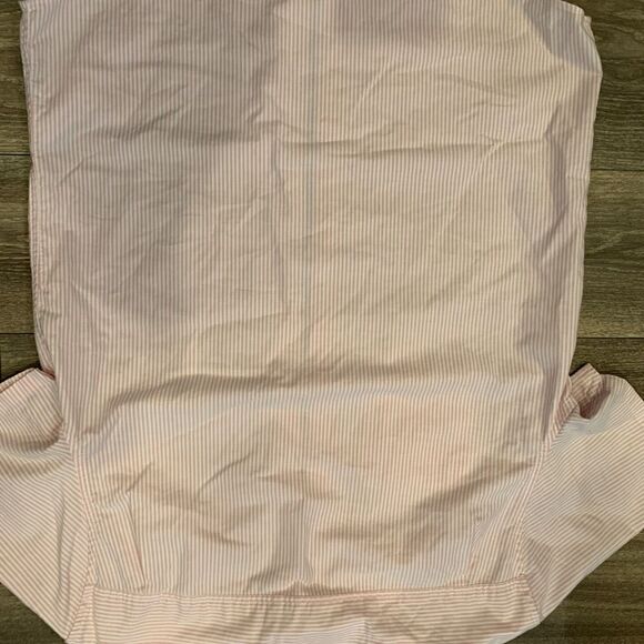 Original Penguin Men’s Button Down Shirt.  Size: M.  Classic fit. - Picture 5 of 6